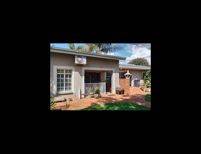 3 BEDROOM HOUSE FOR SALE IN DALVIEW